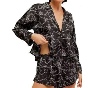Free People Intimately Beauty Sleep Short Pajama Set 2 Piece Black Sz Small NWOT